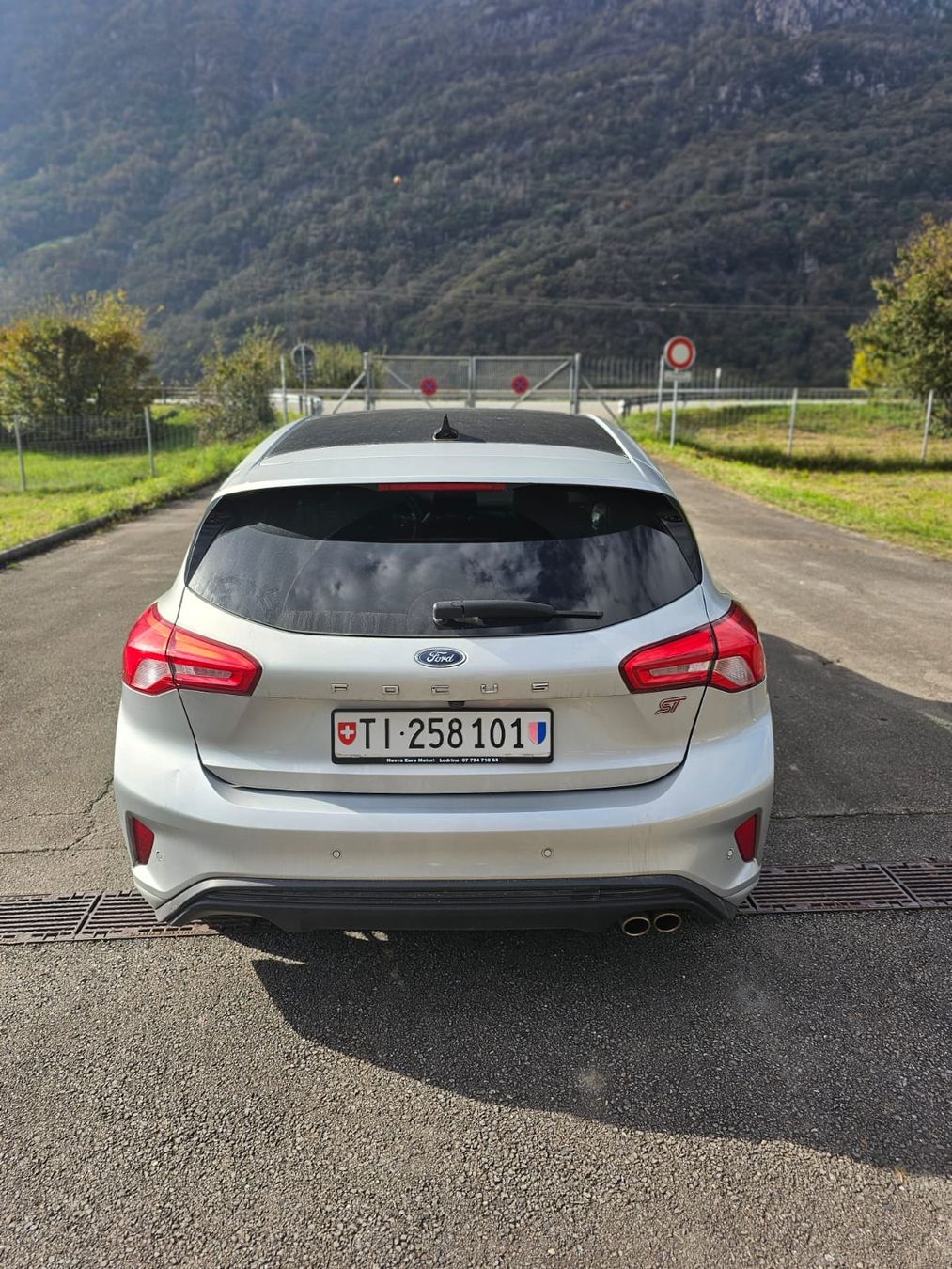 Ford Automobili: Ford Focus 1.0 ST Line – Usato da Arbon venduto da Ward_ 1