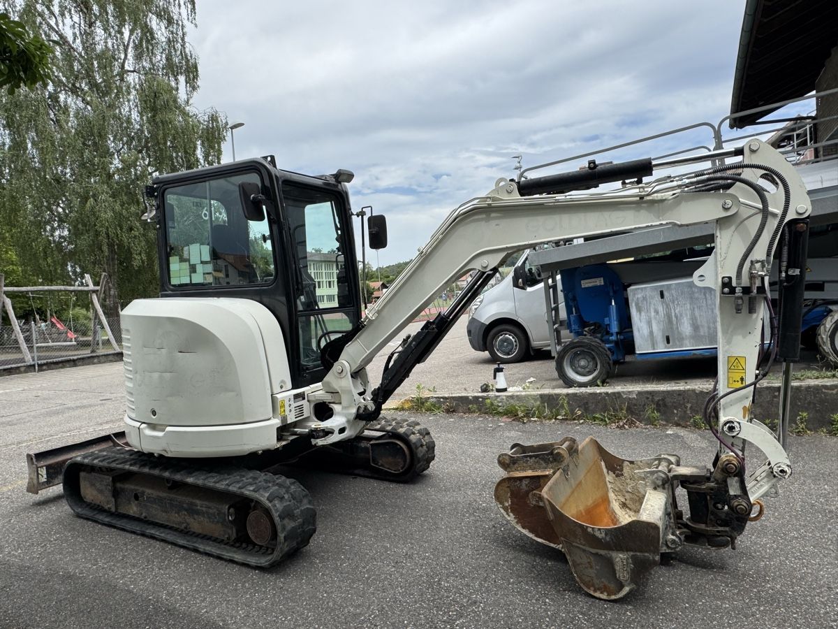 Caterpillar Escavatori: Raupenbagger Caterpillar 303.5E mit Powertilt – Usato da Koppigen venduto da JakupiFahrzeughandel 2