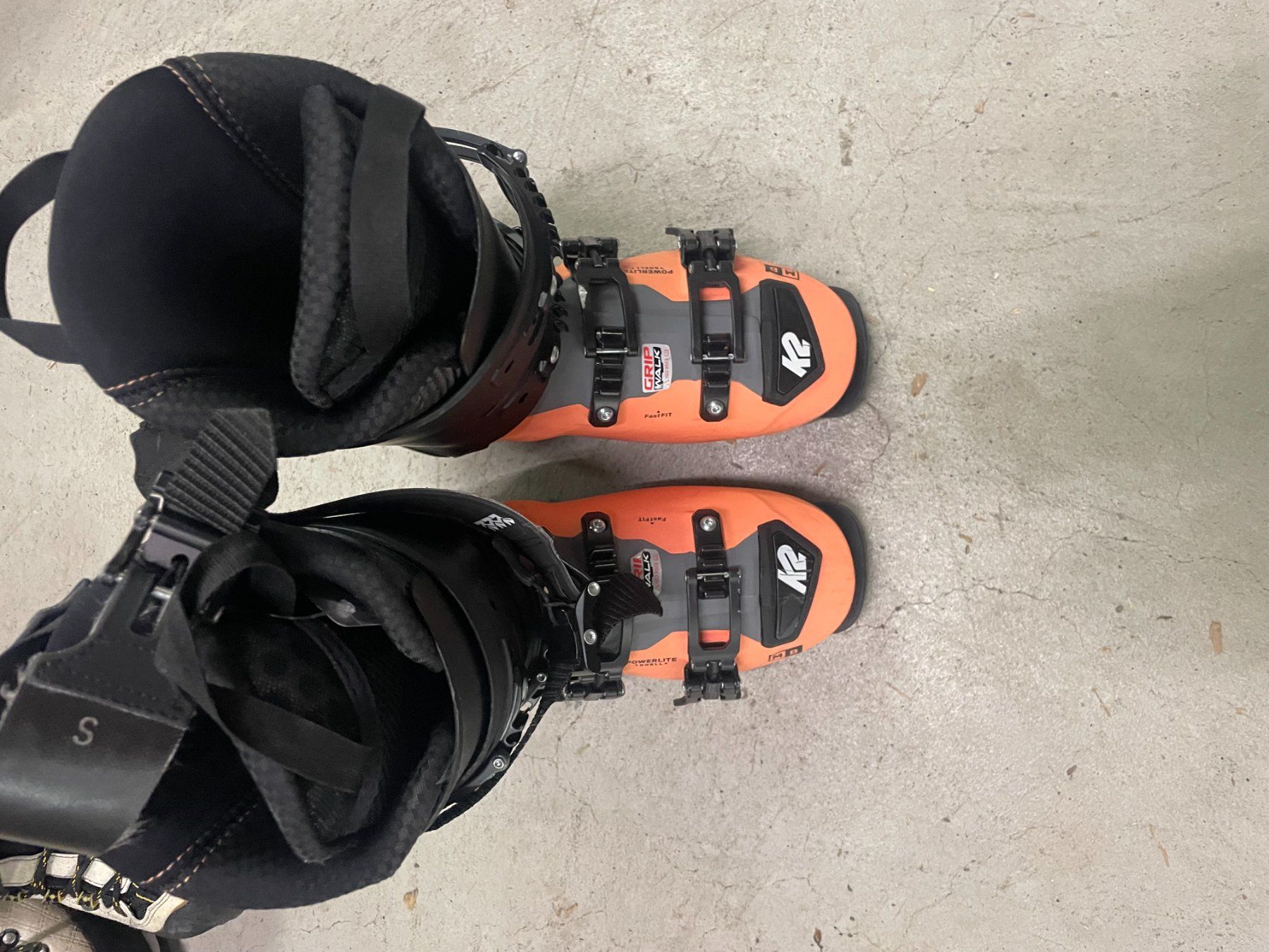 K2 Scarpe da donna: Skitourenschuh K2, Gr. 38.5 – Nuovo (secondo la descrizione) da Zürich venduto da Secondhand_Sale