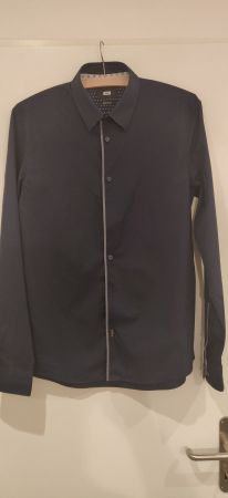 WE: Herrenhemd dunkelblau (slim-stretch), Gr. M