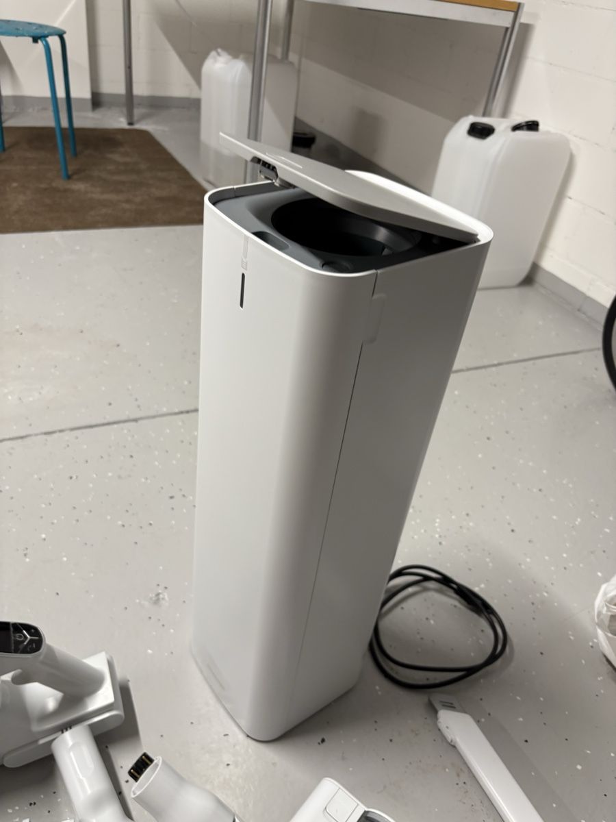 Samsung Aspirapolveri & Accessori: Samsung Staubsauger Akku – Usato da Cham venduto da Jaenu. 2