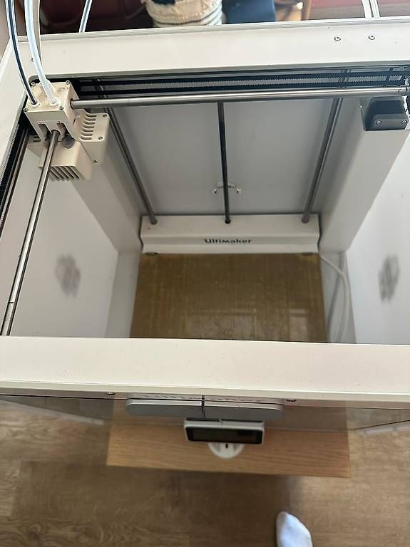 Imprimante 3D Ultimaker S5 double extrusion, très bon état (Gebraucht ...