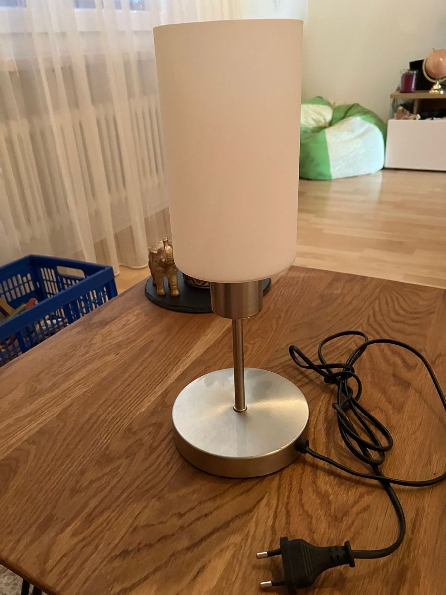 Lampes: Tischlampe Metall – Neuf (Voir description) à Zufikon par tam_gfx6