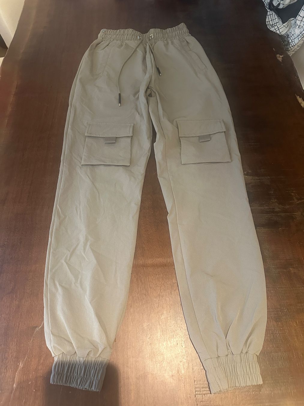 Hosen: Manière de voir Hosen – Neu (gemäss Beschreibung) aus Heerbrugg von cheedsk