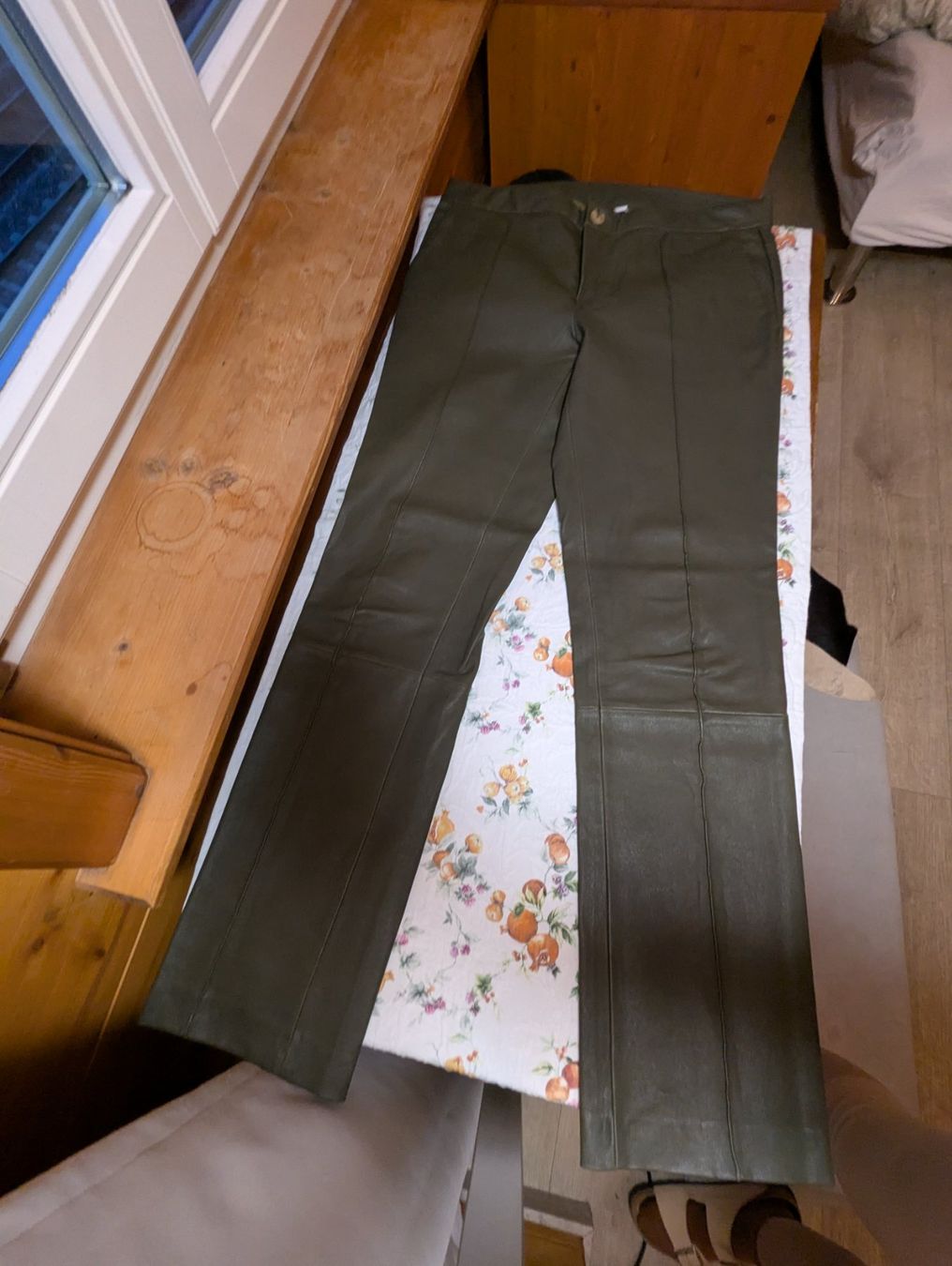 Pantaloni: Day Birger et Mikkelsen lamb leather pants – Nuovo (secondo la descrizione) da Altendorf venduto da jak_lkk8 1
