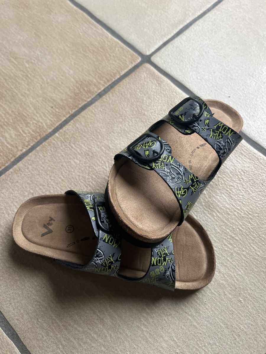 Scarpe per ragazzi: Kinder Hausschuhe – Nuovo (secondo la descrizione) da Bachenbülach venduto da Dana_Ondrasik 1