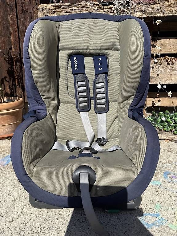 Seggiolini per auto: Kindersitz bis 18kg – Usato da Bäretswil venduto da ladynjustice
