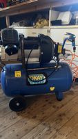 Neuwertiger Kompressor Okay Power blau 