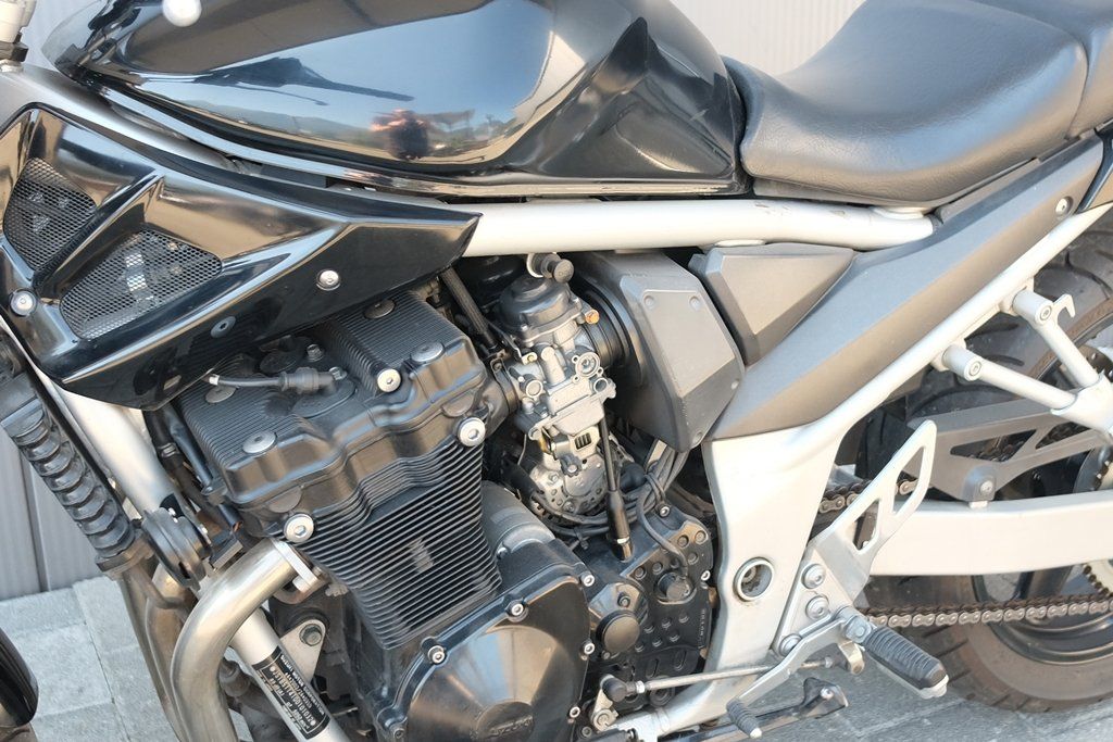 Suzuki Strasse: Suzuki GSF650A Bandit – Gebraucht aus Sargans von pirelli146 2