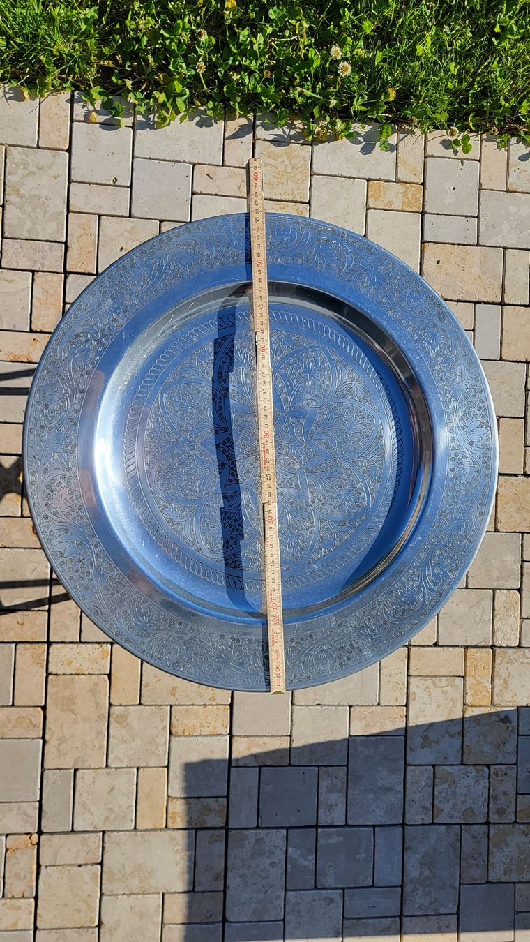 Tavoli: Gartentisch Metalltisch Silbertisch Beistelltisch – Usato da Lüterkofen venduto da elpasquale 1
