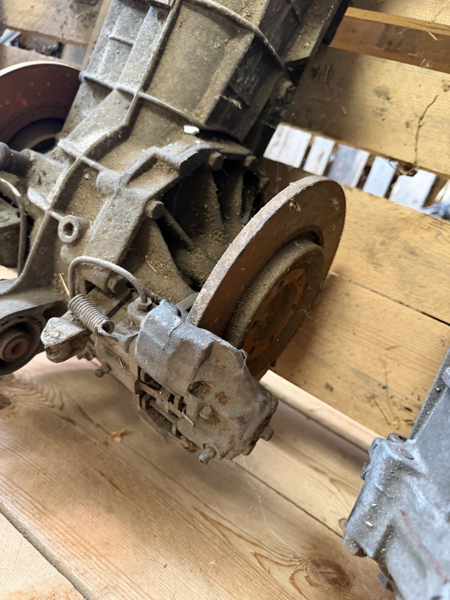 Alfa Romeo Tutti pezzi di ricambio auto: Alfa Romeo 75 Getriebe – Usato da Halten venduto da vwg_ml9y 2