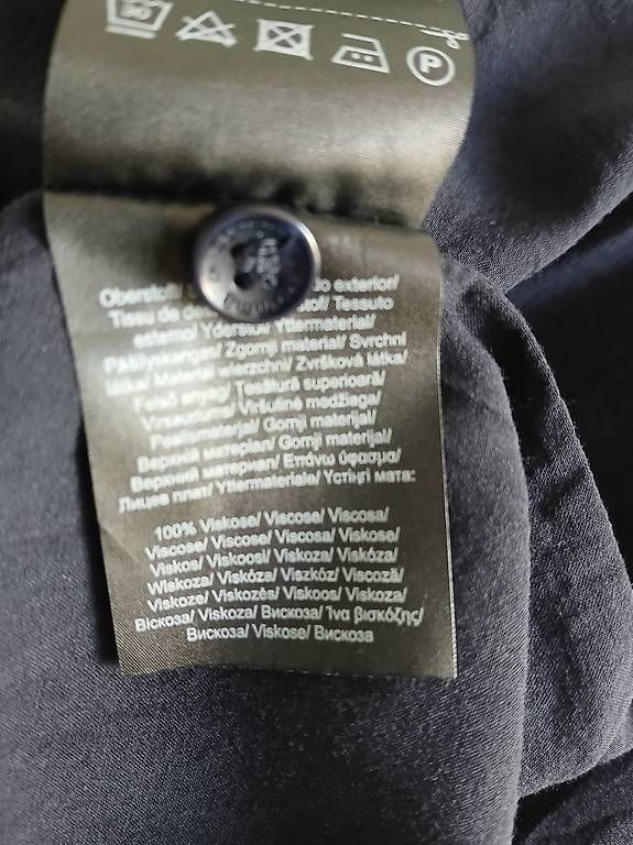 Vestiti: Kleid von comma – Usato da Flawil venduto da August023 2