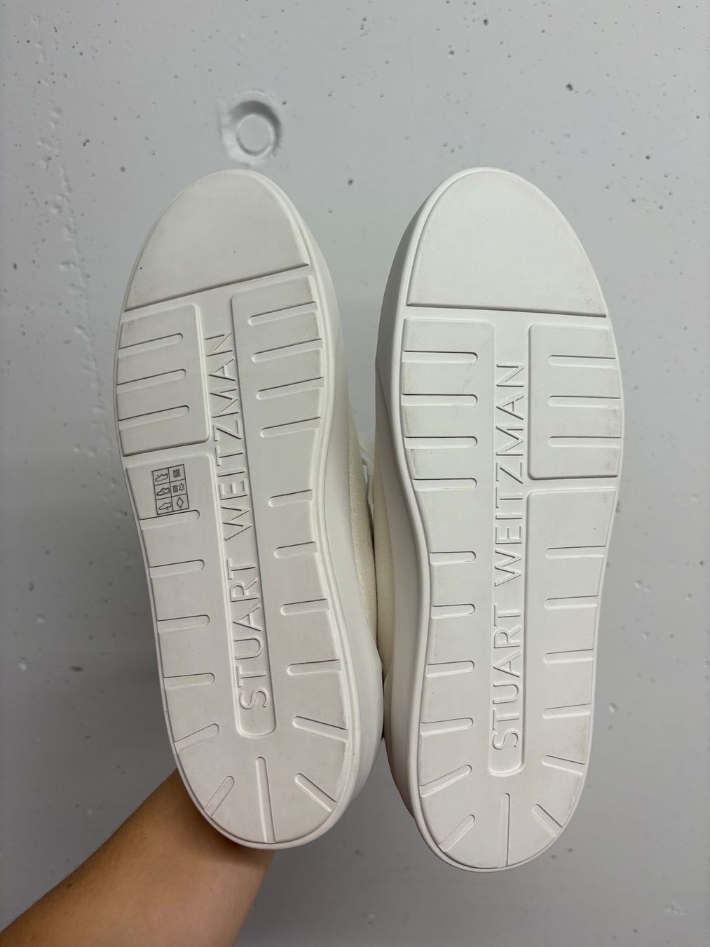 Stuart Weitzman Scarpe da donna: Stuart Weitzmann Sneaker weiss Gr. 38 Canvas Stoff Plateau – Nuovo (secondo la descrizione) da Regensdorf venduto da secondchancefashion 5