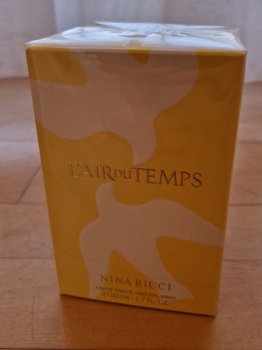 Nina Ricci Parfum & Eau de Toilette: Nina Ricci L'Air du Temps, Eau de Toilette, 50ml, Neu! – Neu und originalverpackt aus Wallisellen von soat