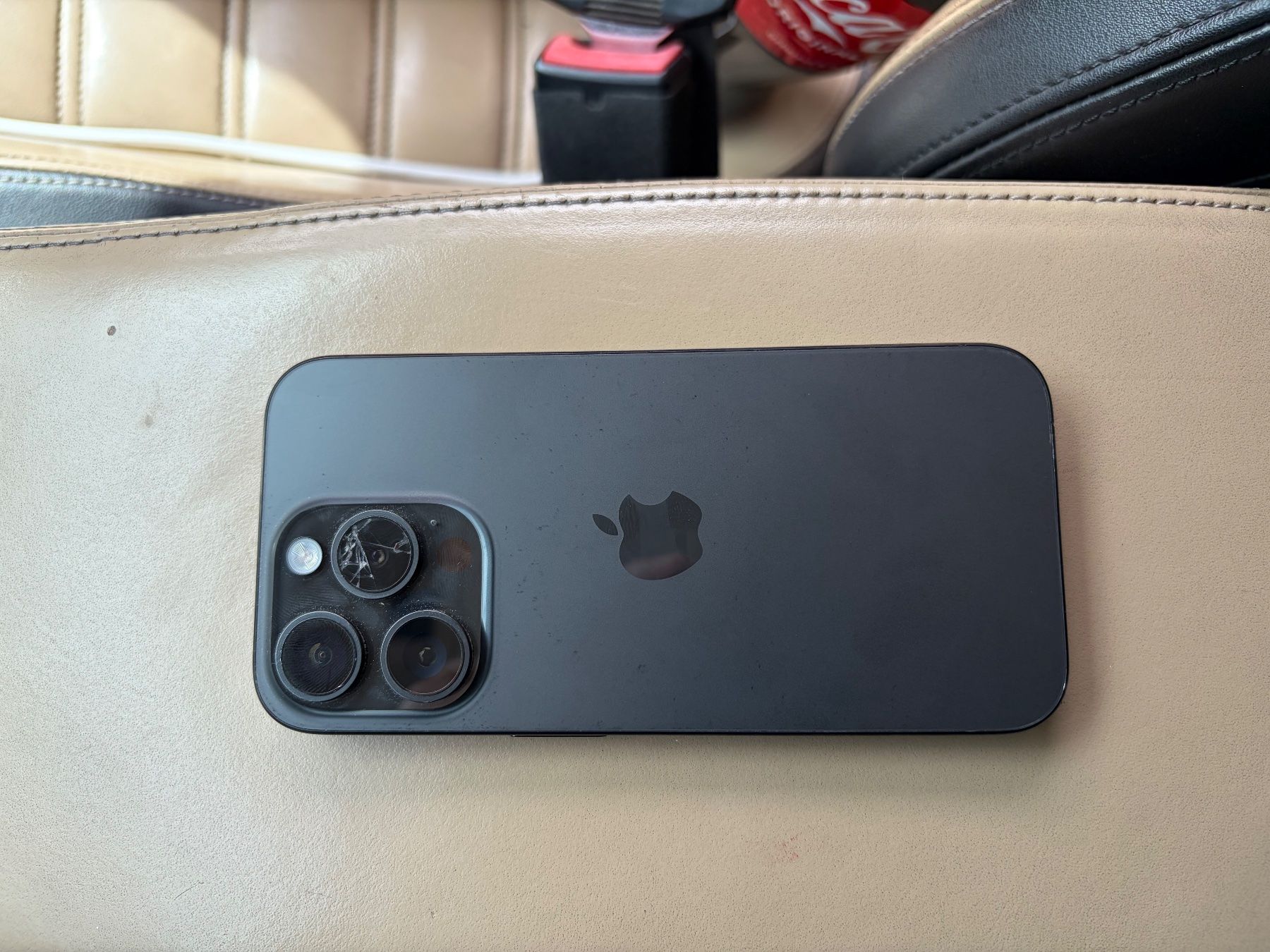 Apple Handys / Smartphones: iPhone 15 Pro 256GB – Gebraucht aus Emmenbrücke von lun_8skt 1
