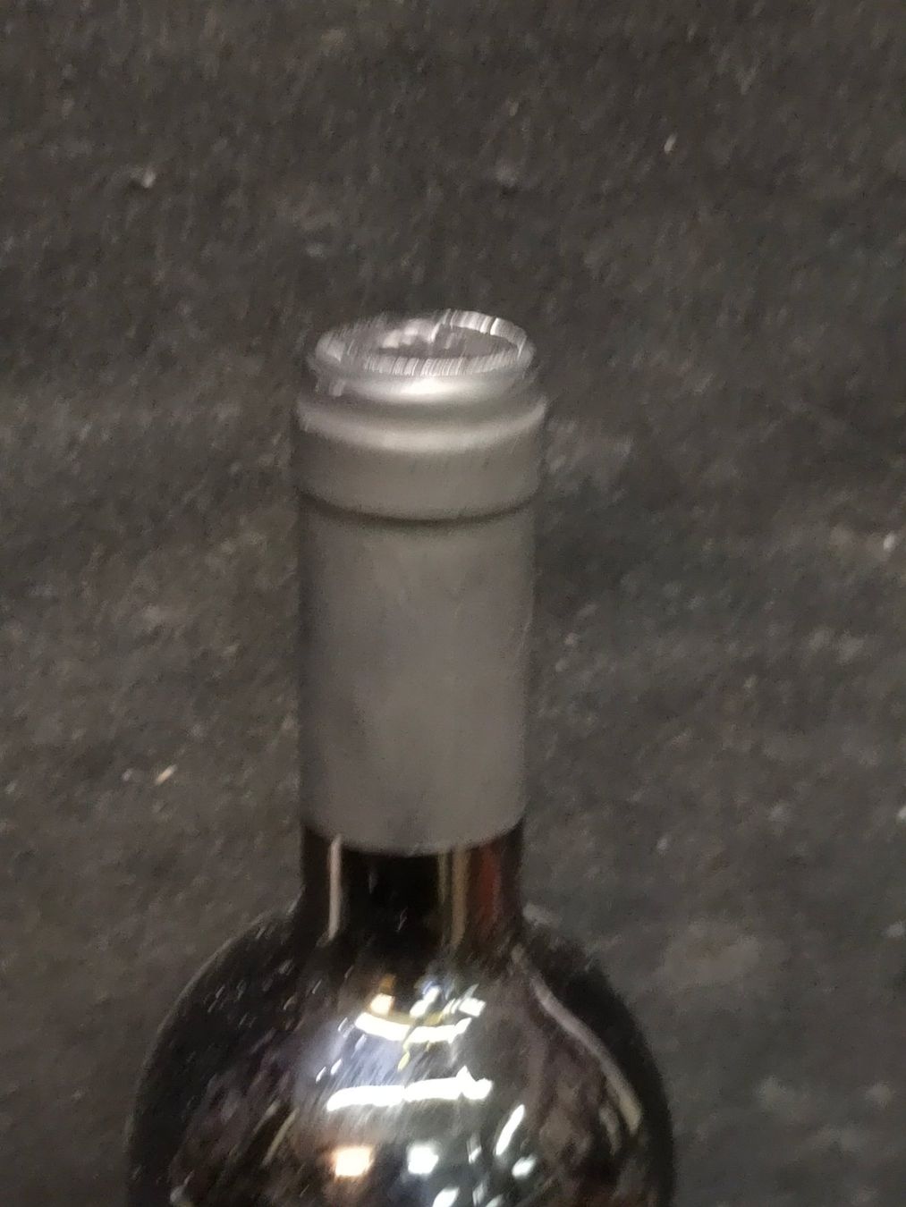 Vino: SANGE DE TAUR – Nuovo (secondo la descrizione) da Genève venduto da Leboucheoreilles 1