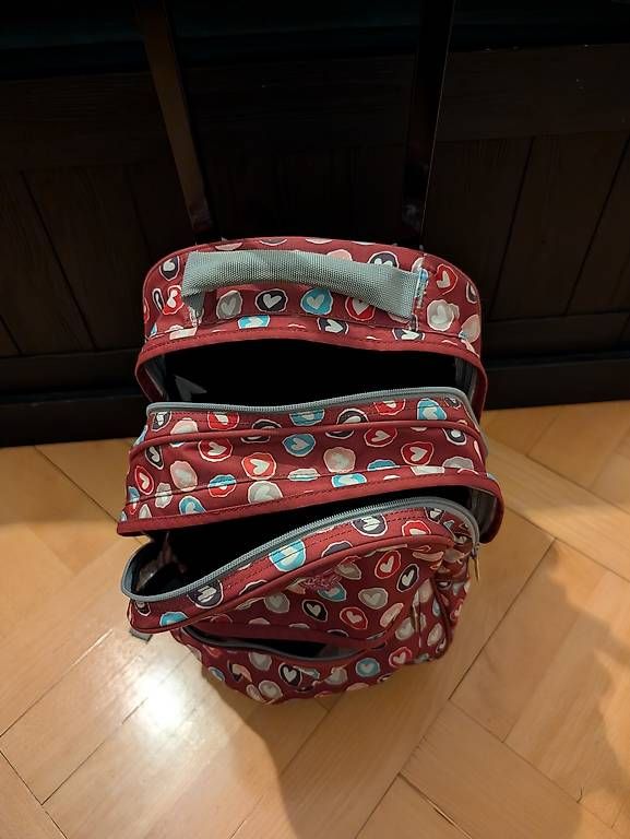 Zaini: Sac à dos voyage/d'école à roulettes – Usato da La Chaux-de-Fonds venduto da Mcleonita 1