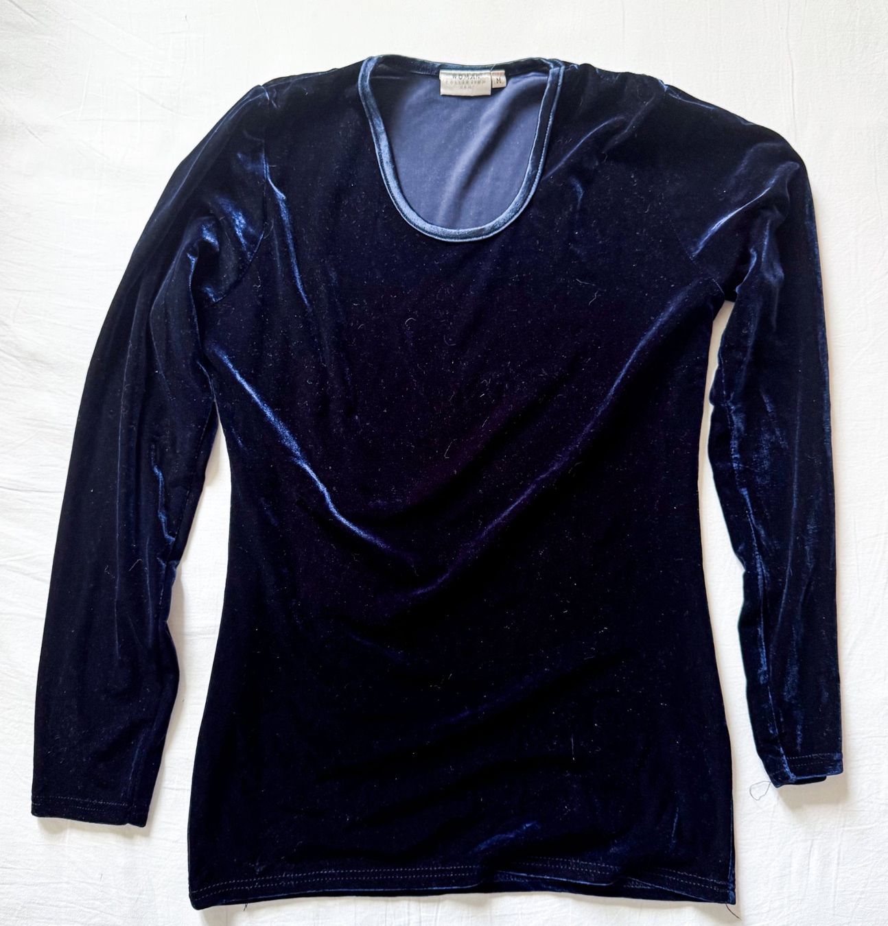 H&M Maglioni & Felpe: leichter Pullover elegant dunkelblau Plüsch – Usato da Biel/Bienne venduto da tim_pww5