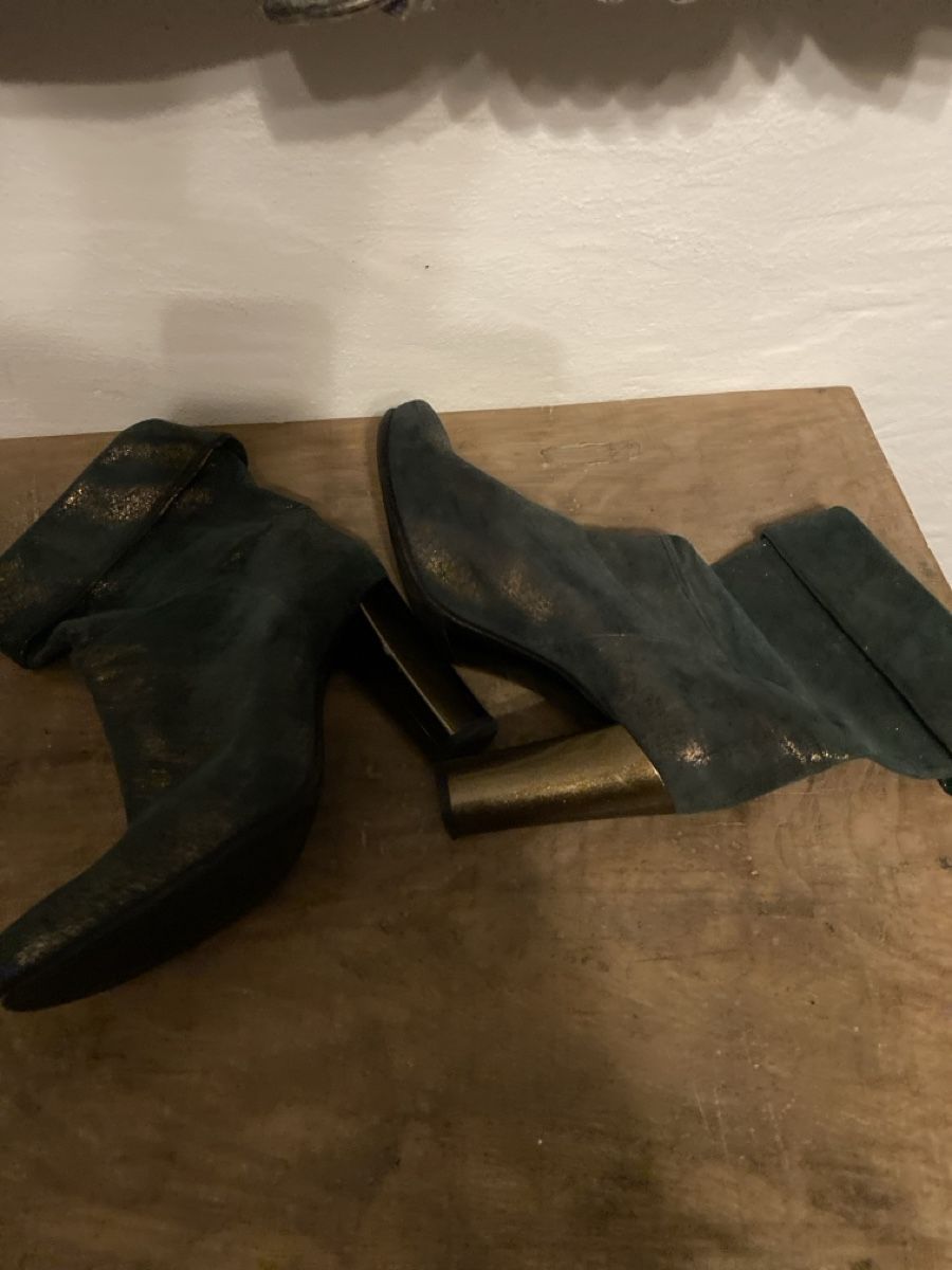 Damenschuhe: Vero Gucio Damen Stiefel – Neu (gemäss Beschreibung) aus Rorschach von lvi_p29s 1