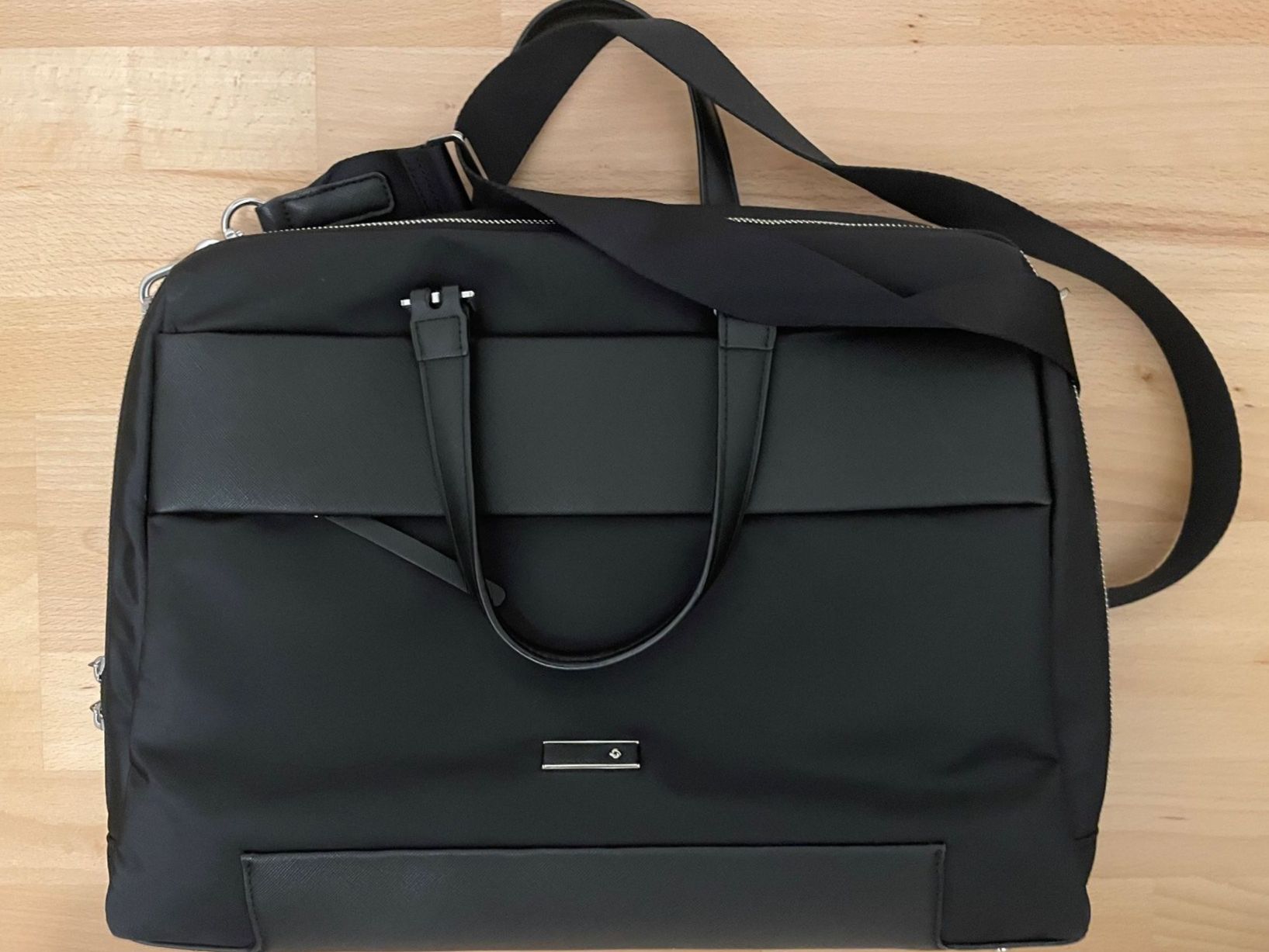 Samsonite Taschen: Samsonite Laptoptasche/Businesstasche, Schwarz, Neuwertig – Gebraucht aus Zürich von Joba-Sell 1