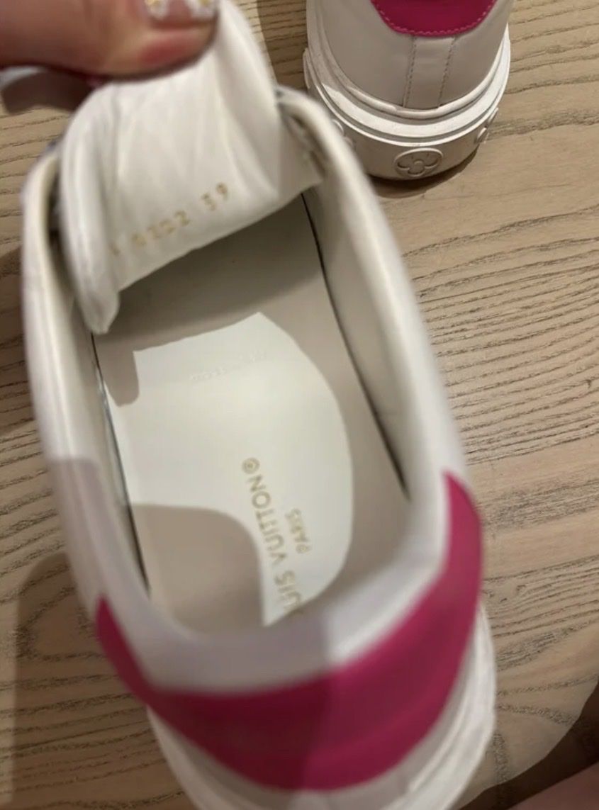 Louis Vuitton Scarpe da donna: Louis Vuitton Sneakers  Size 39. – Usato da Kloten venduto da liu_65tx 3
