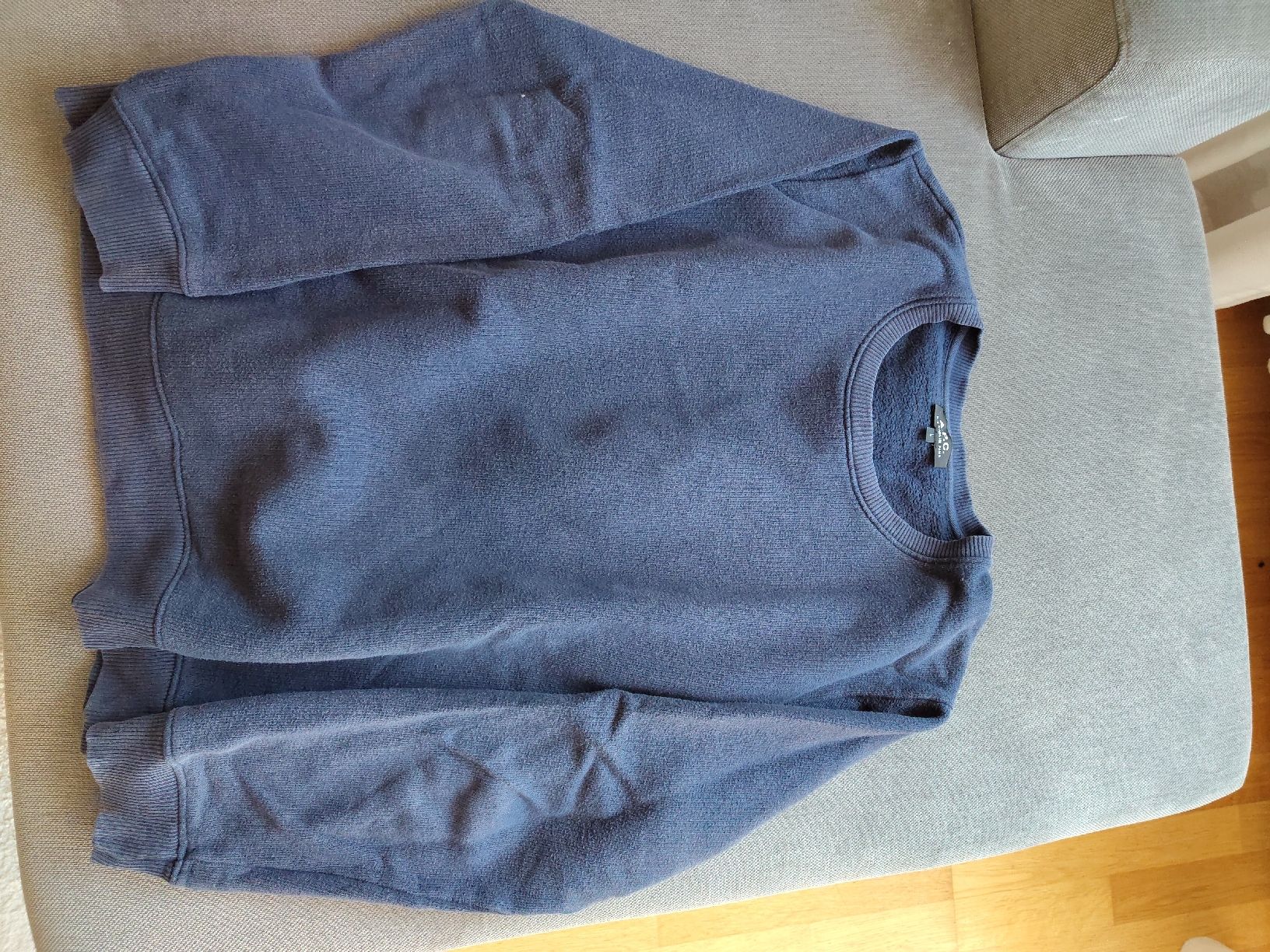 Pullover & Sweatshirts: Sweater APC – Gebraucht aus Frutigen von 20silas02 1