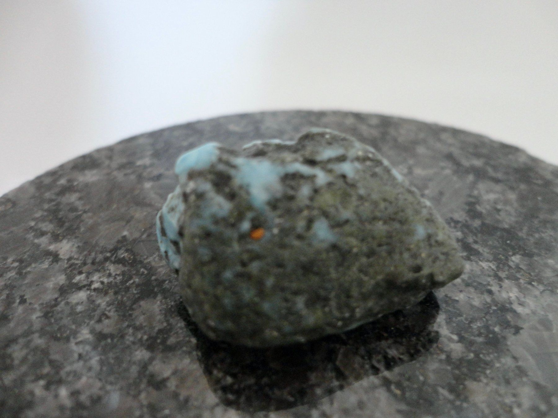 Pierres précieuses: Larimar roh Heilstein – Neuf (Voir description) à Biberist par Steine 1