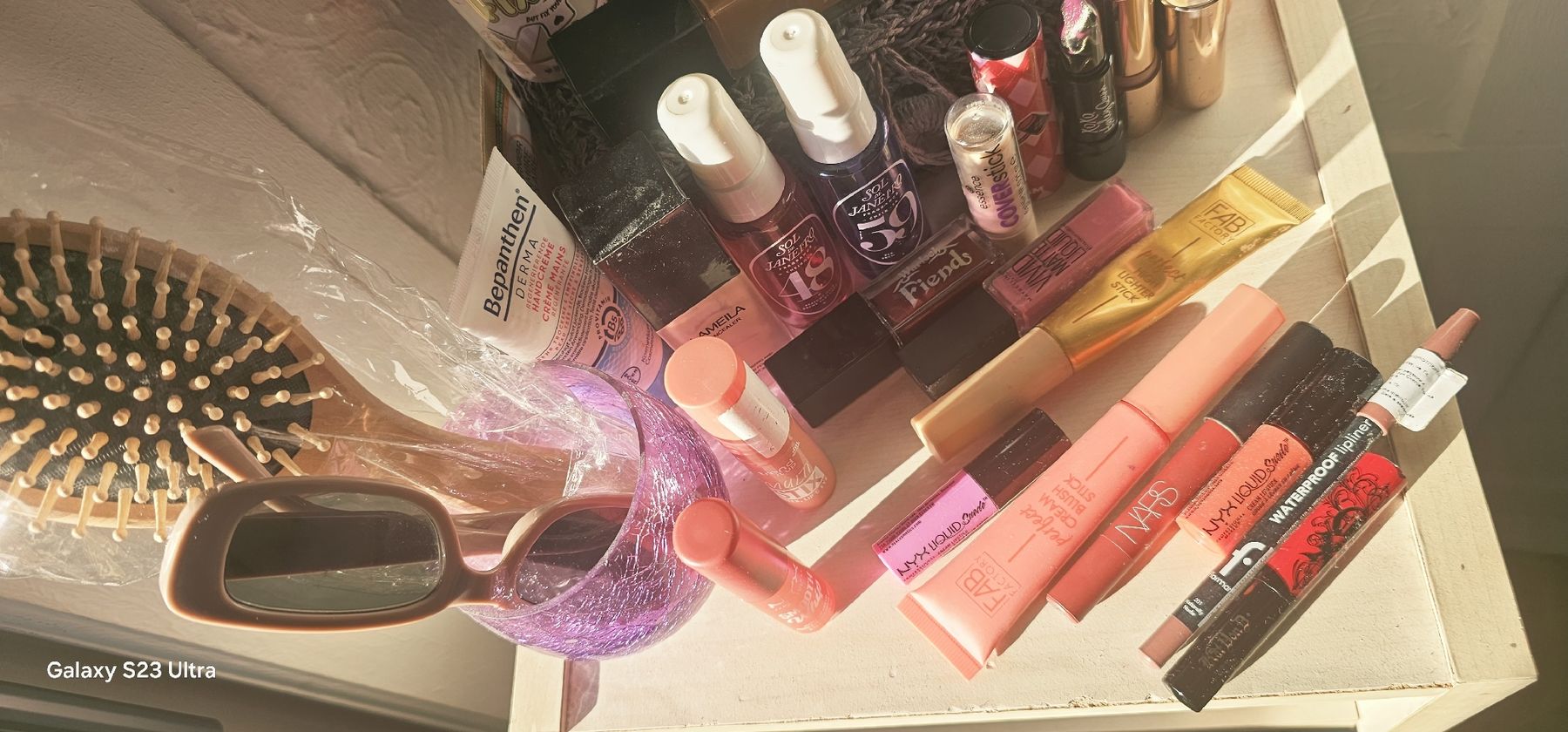 Nars Maquillage: Cosmetics assorted brands lipstick gloss hairspray perfume . – D'occasion à Rorschach par Alles_9.90 3