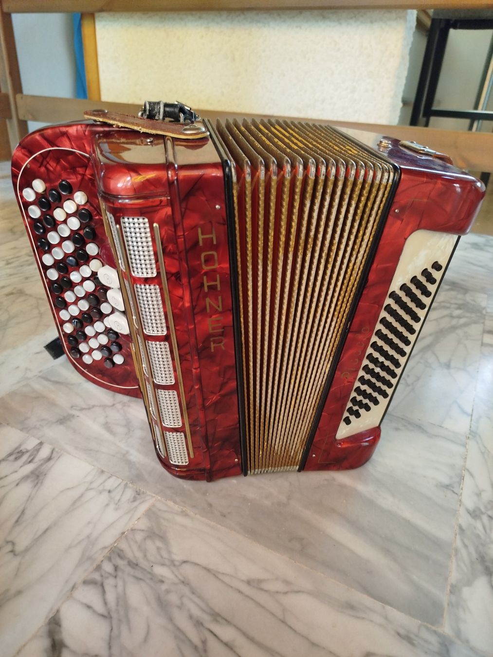 Hohner Musikinstrumente: Akkordeon Piccolo Hohner – Gebraucht aus Arnegg von Urs07 2