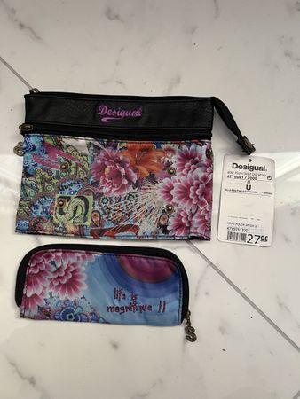 Desigual Etui 2 Teilig, étui pochette desigual détachable