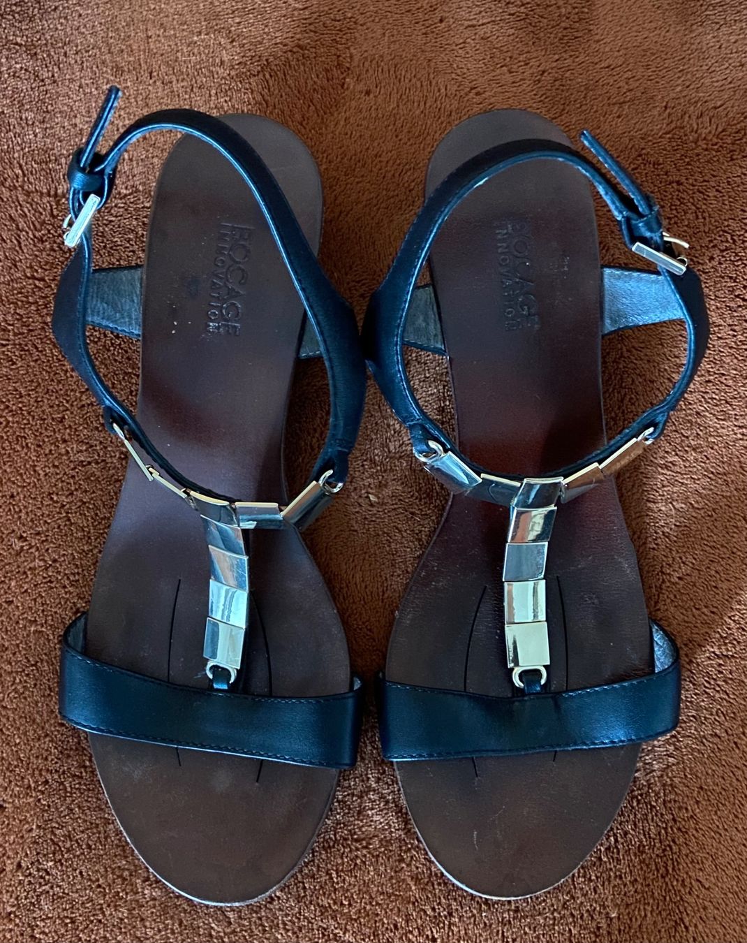 Scarpe da donna: BOCAGE Sandales compensées cuir noir et or 39 – Nuovo (secondo la descrizione) da Genève venduto da kik_8jd6