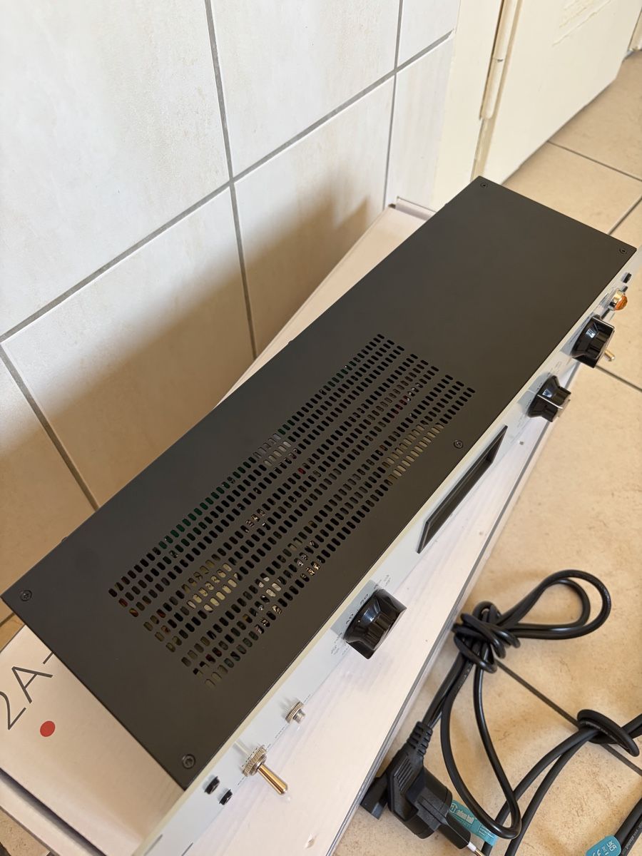 Compressori: Klark Teknik 2A-KT Compressor – Usato da Lausanne venduto da LePetitBrocanteur 1