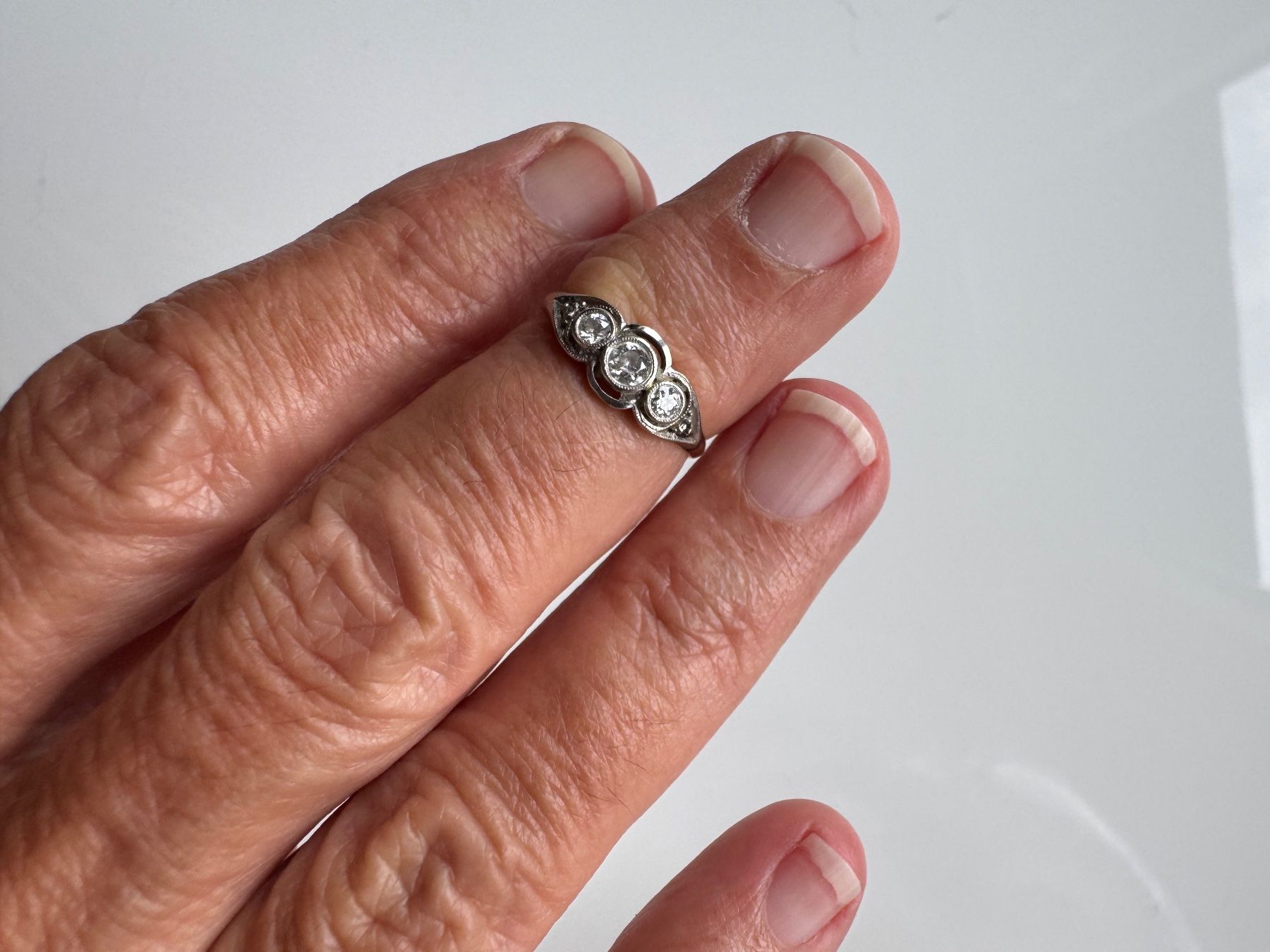 Anelli: Antiker Goldring mit 3 Diamanten – Usato da Zürich venduto da nad_8tc8 3