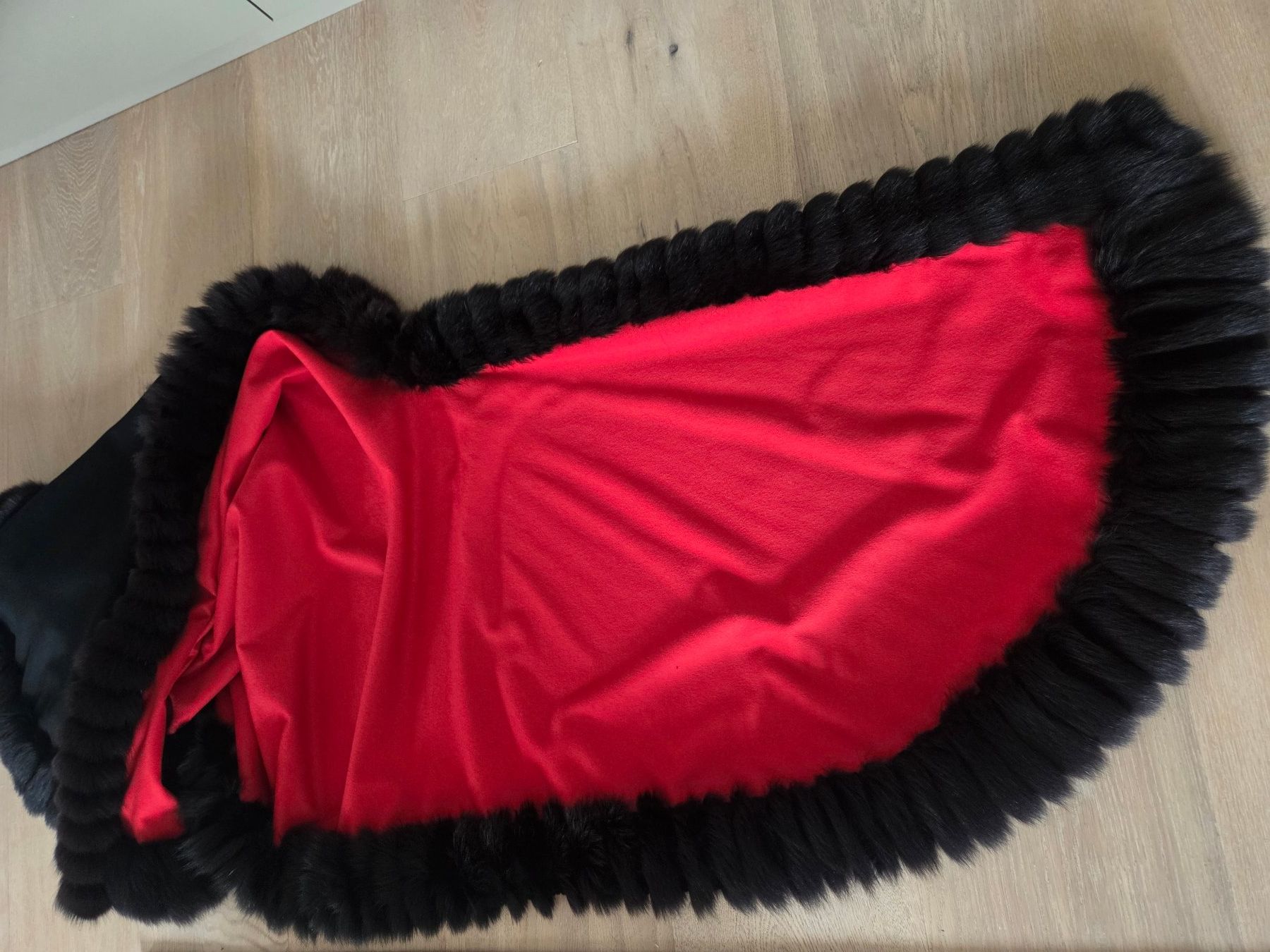 Altro in Moda donna: Cape mit echtem Nerz – Usato da Oberrieden venduto da Smart570 5