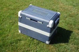 33 l Kompressor Kühlbox KOOR F0129 / 12 Volt und 230 Volt