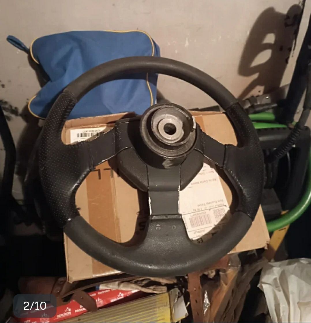Renault Tutti pezzi di ricambio auto: volante originale clio Williams – Usato da Locarno venduto da Enzo1985 1