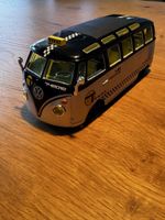 Maisto Volkswagen Van „Samba“ (VW T1 Samba Bus) Taxi