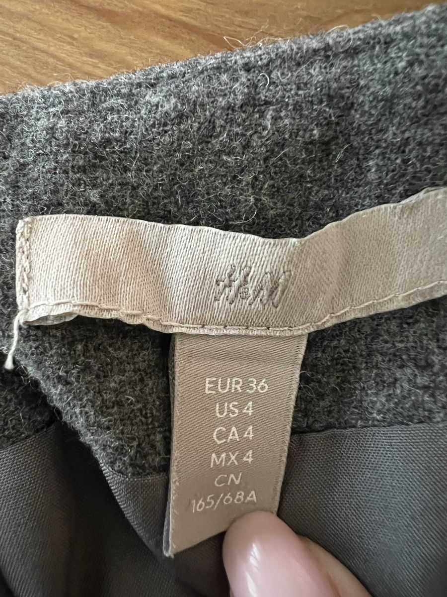 H&M Gonne: H&M wool mini skirt – Usato da Zürich venduto da son_f7qw 2