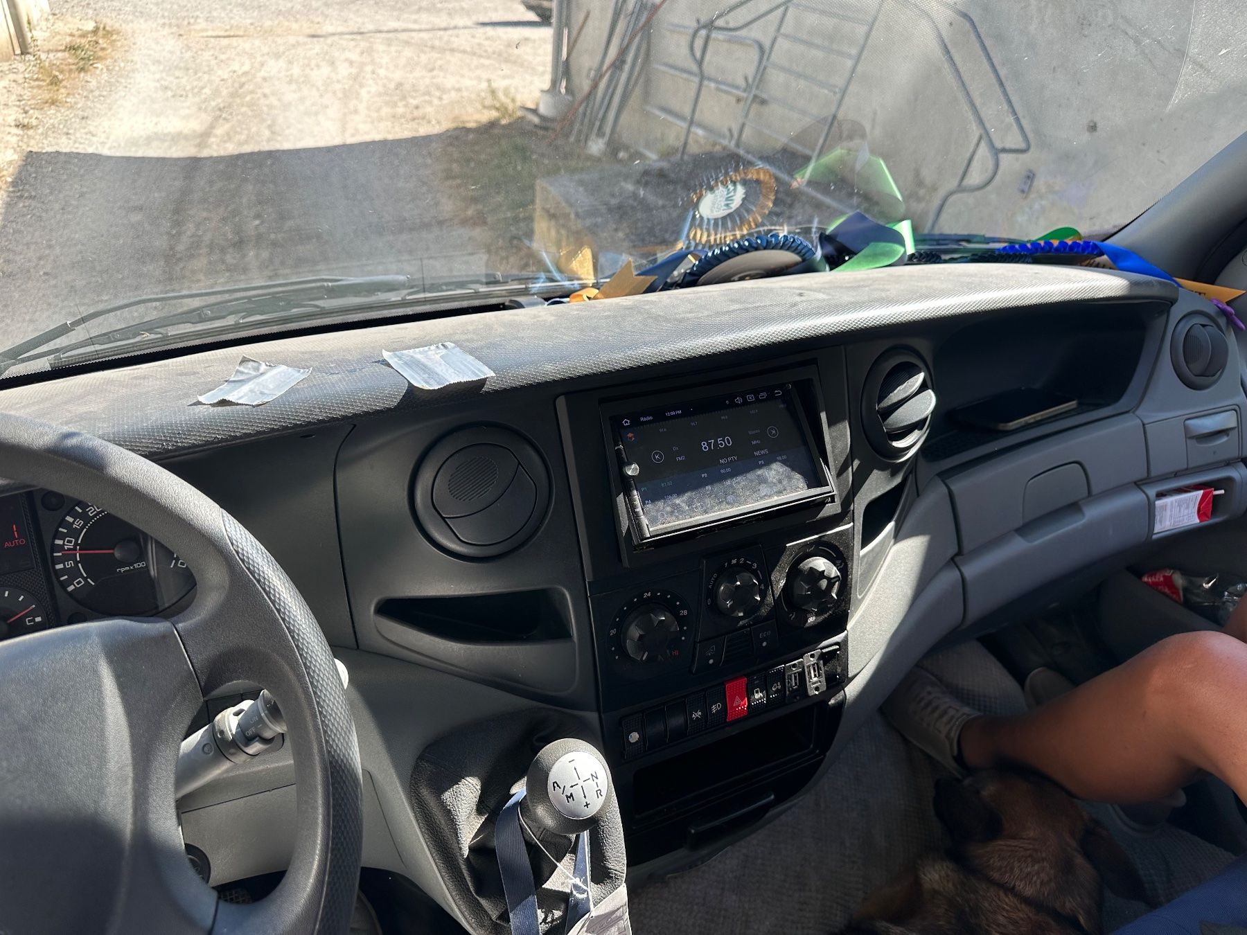 Iveco Veicoli commerciali: Camion 2 chevaux iveco – Usato da Genthod venduto da jes_6sch 3