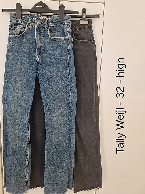 Pantaloni: High Waist Bootcut von Tally Weijl in Grösse 32 oder 152 – Usato da Olten venduto da mel_8vjv