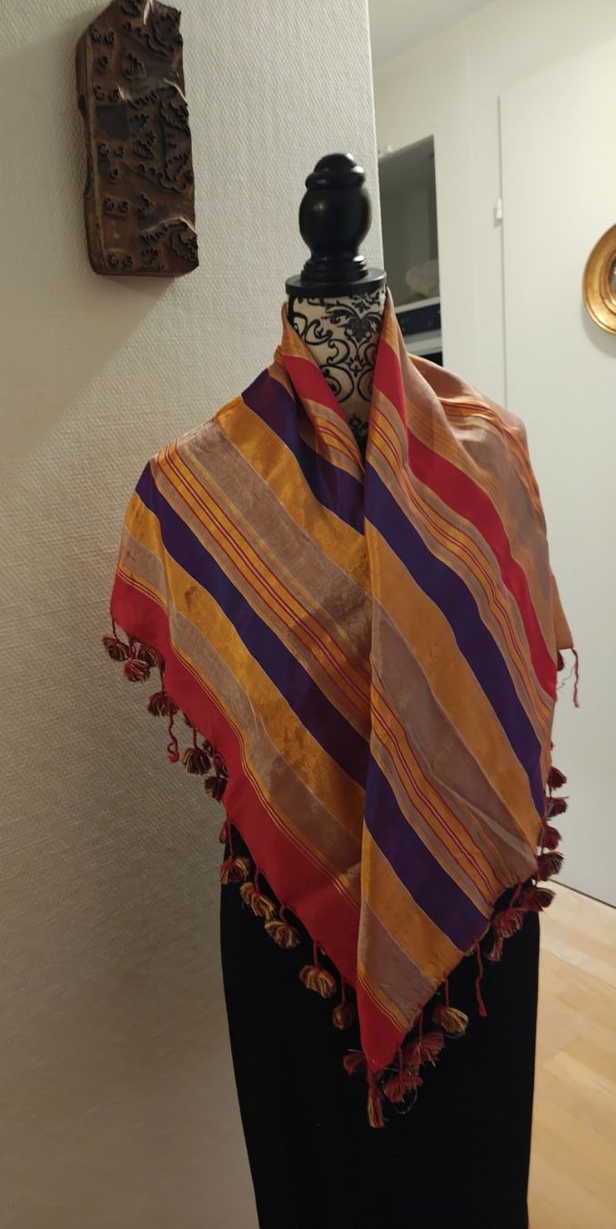 Foulards, Tücher & Schals: Seidenschal – Neu (gemäss Beschreibung) aus Schaffhausen von sim_j822 3
