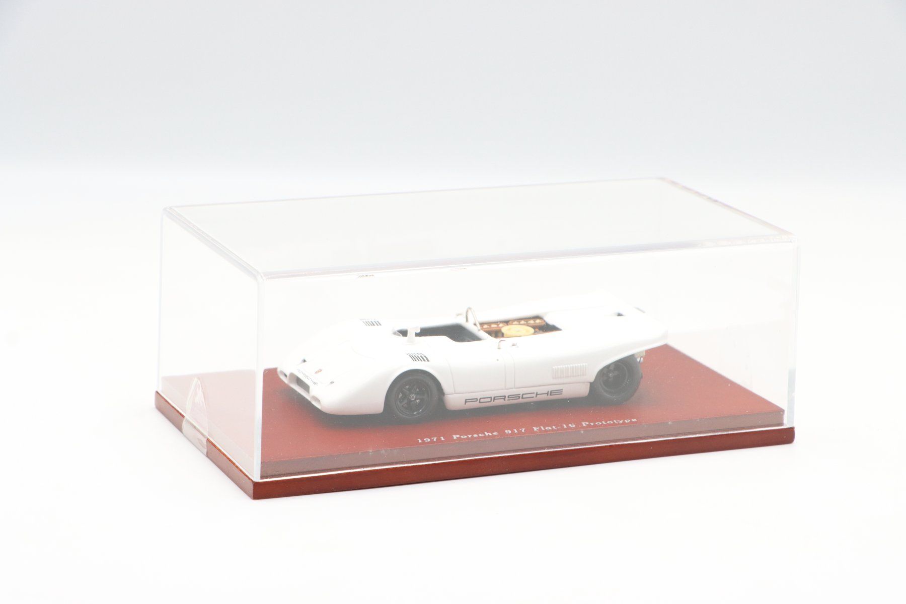 Porsche Modellini d'auto: Porsche 917 Flat-16 Prototype 1971 1:43 True Scale – Nuovo e nell'imballaggio originale da Bühl b.Aarberg venduto da modelldiecast 3
