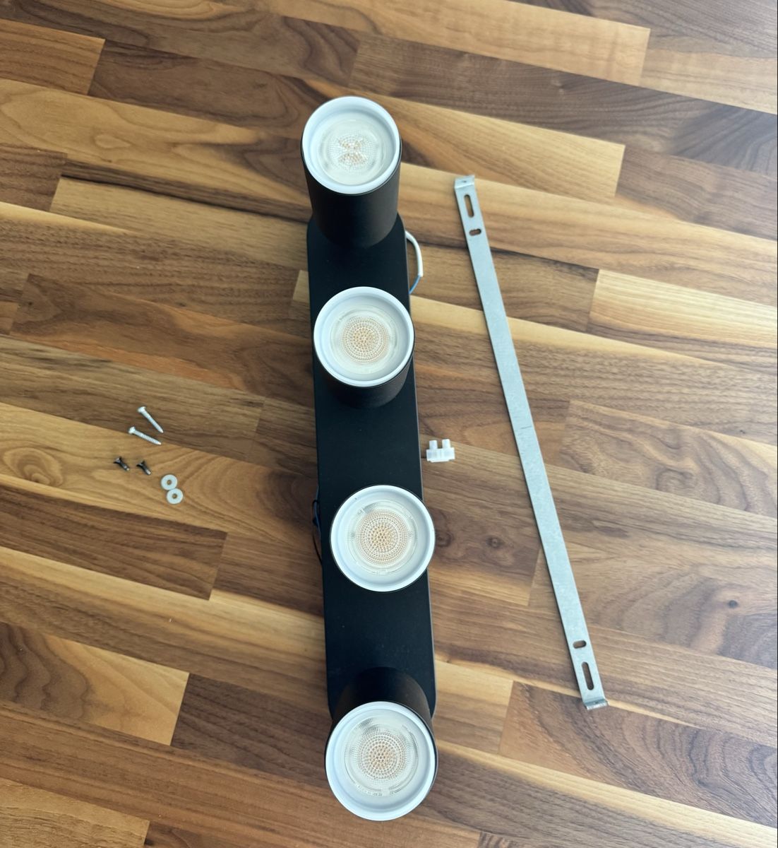 Philips Kronleuchter & Deckenlampen: Deckenlampe Philips Hue – Neu (gemäss Beschreibung) aus Niederbipp von fam_9bcy 1