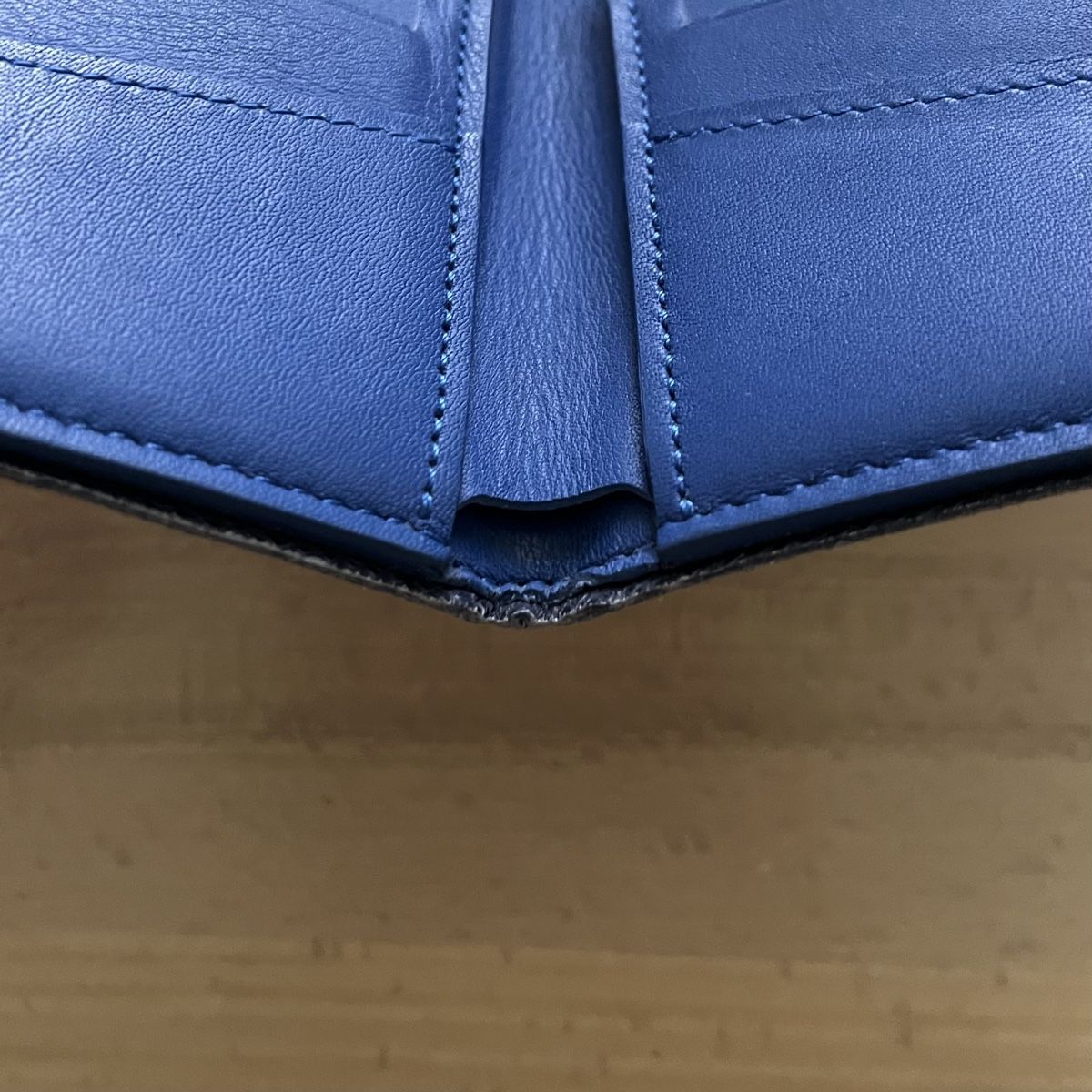 Louis Vuitton Portafogli: Louis Vuitton Portefeuille Slender Monogram Bleu – Usato da Tannay venduto da hypefromhome 5