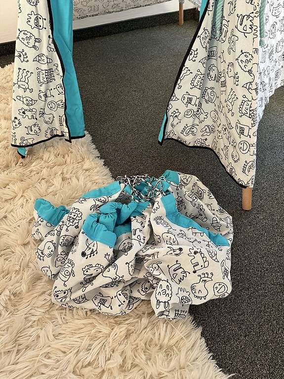 Giocattoli: Kinder-Tipi (self-made) mit passendem Lego-Sack – Usato da Wermatswil venduto da angre 2
