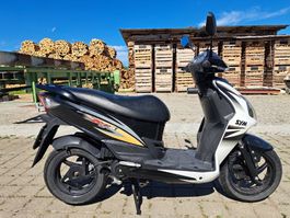 SYM Jet 4 50 Roller Scooter Lieferung möglich