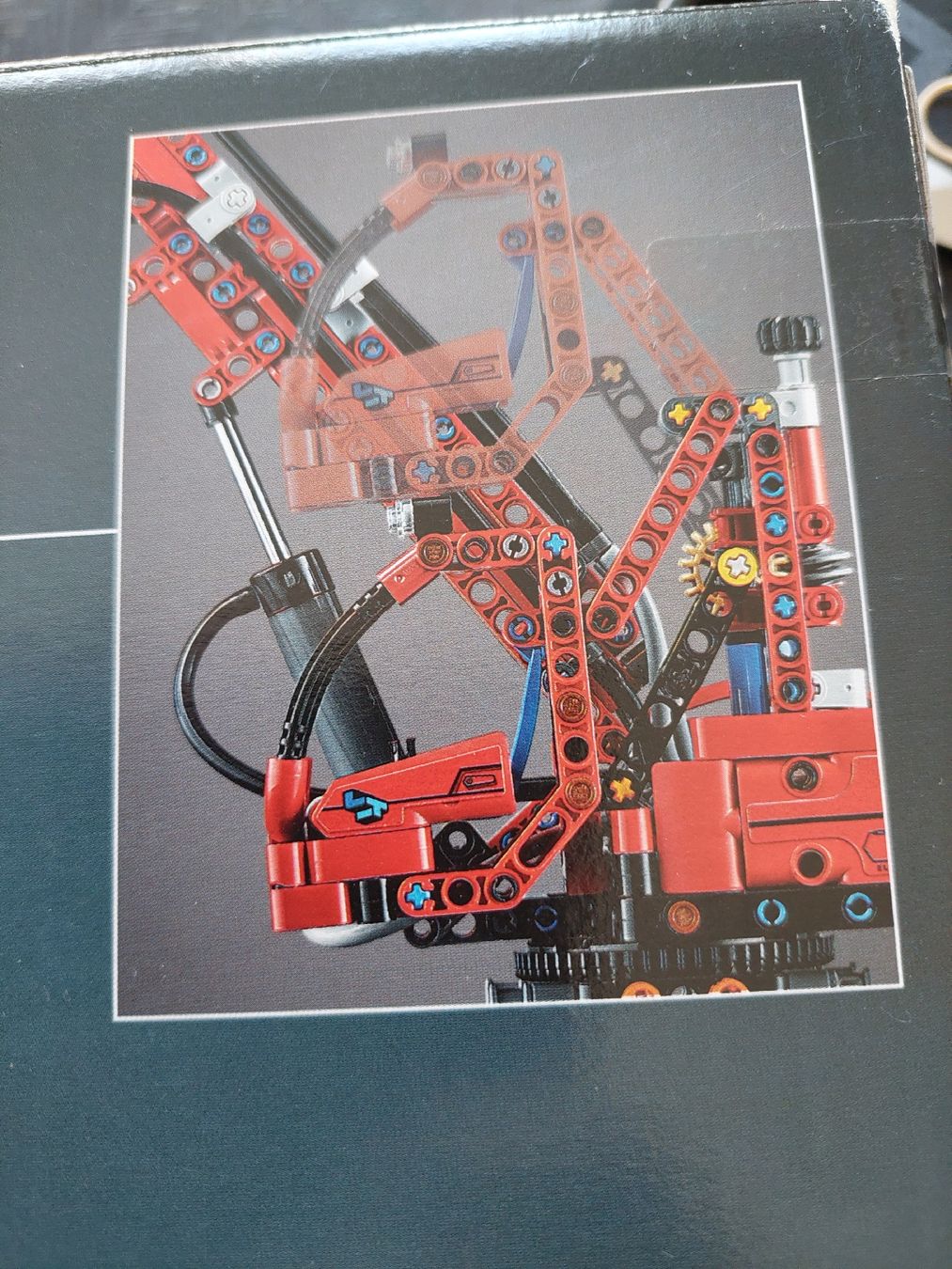 Lego Spielzeuge: Lego Technic  Umschlagbagger ( 42144) Neu – Gebraucht aus Zetzwil von sti_x9xf 5