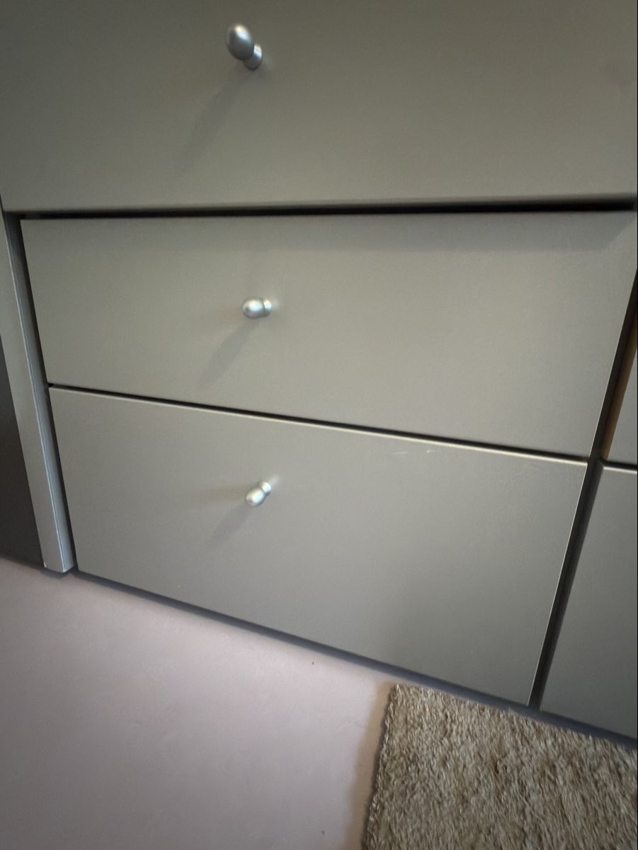 Schränke: Kleiderschrank – Gebraucht aus Zuchwil von ana_w9c8 5