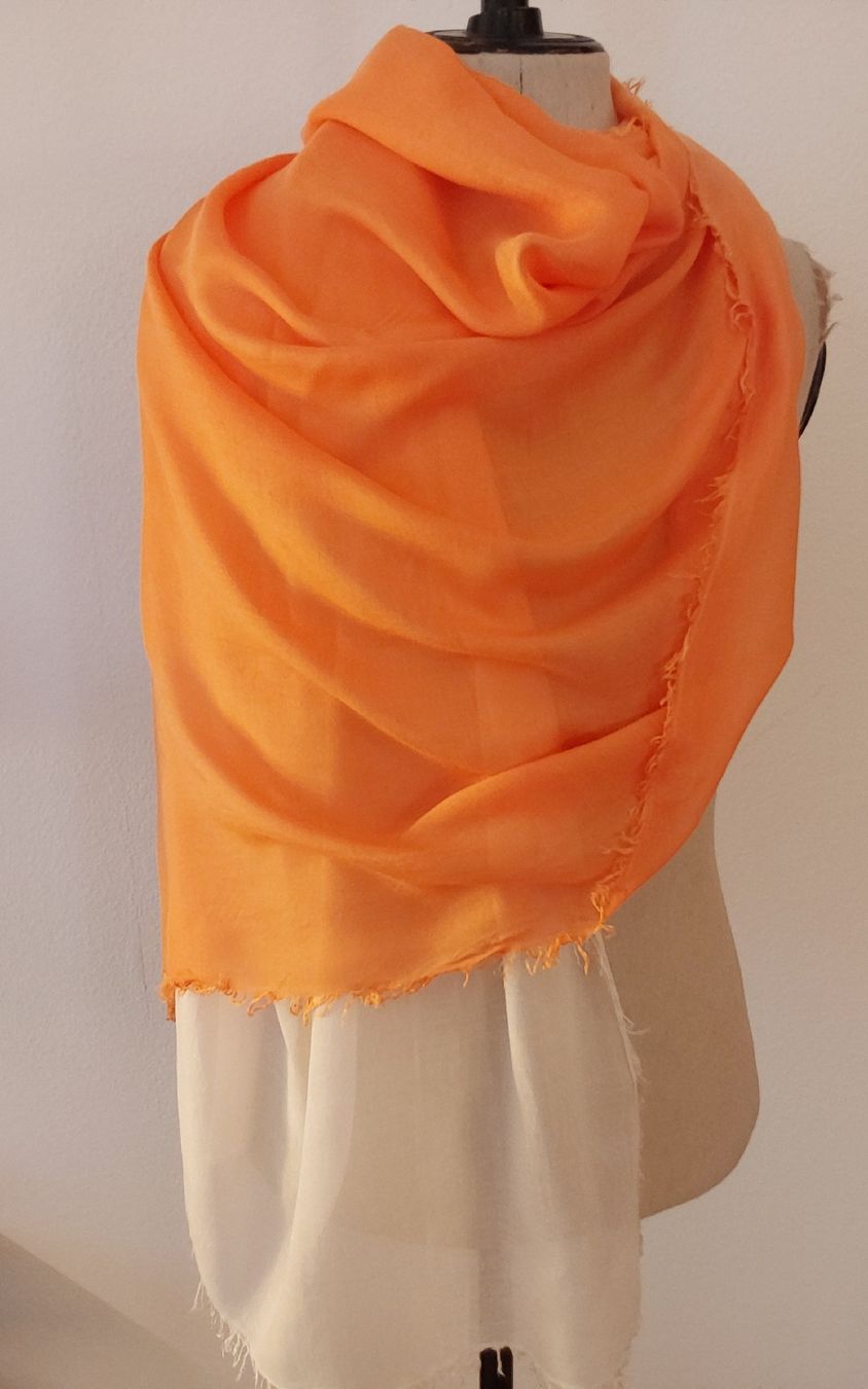 Foulards & écharpes: Schal orange weiss – Neuf (Voir description) à Köniz par scopello12