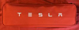 Tesla - Notfall-Sicherheitskit